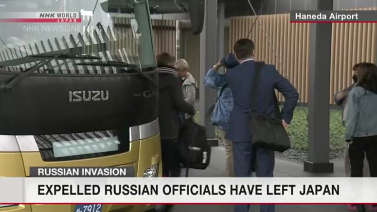 Japan expels Russian officials to pressure Moscow