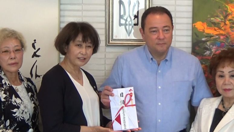 Fukushima business group delivers donations to Ukraine embassy in Tokyo