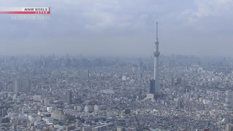 Tokyo reports 8,018 new coronavirus cases on Saturday
