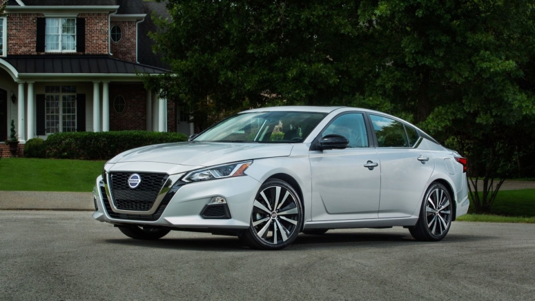 2021 Nissan Altima Review | Price, specs, features and photos