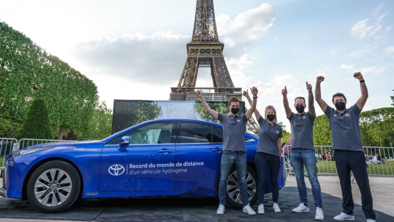 New Toyota Mirai Travels 623 Miles On A Tank Of Hydrogen, Setting New Record