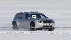Alpine's 2025 Electric SUV Mule Spied With Dacia Duster Body, Megane RS Trophy Wheels