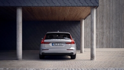 2023 Volvo S60 And V60 Facelift Quietly Unveiled With Subtle Changes And An Android-Based Infotainment
