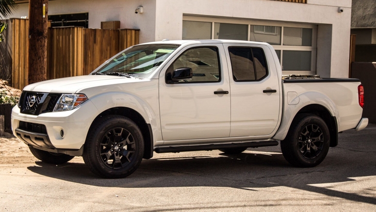 2021 Nissan Frontier To Look Like A Baby Titan, Feature All-New 3.8-Liter V6 Engine