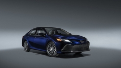 2021 Toyota Camry gets styling and tech updates across the lineup