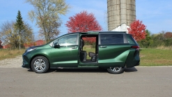2021 Toyota Sienna First Drive | What's new, hybrid fuel economy, price, specs, photos